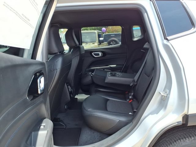 New 2026 Jeep Compass Latitude AWD/4WD image 15