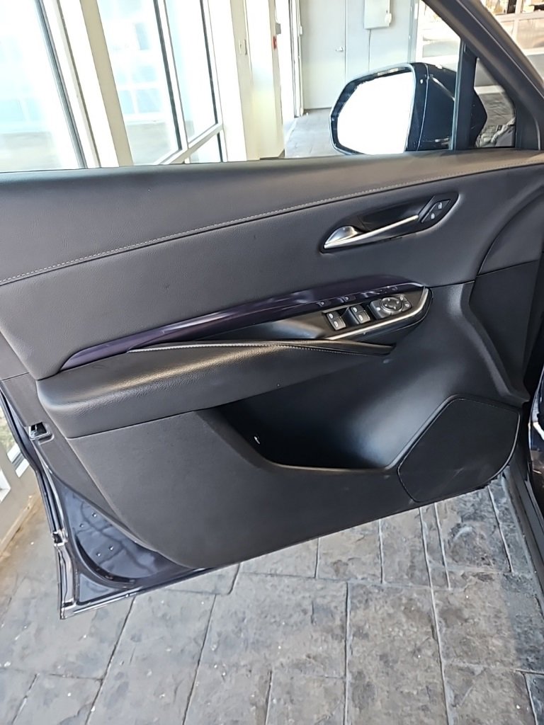 Used 2023 Cadillac XT4 Luxury image 26
