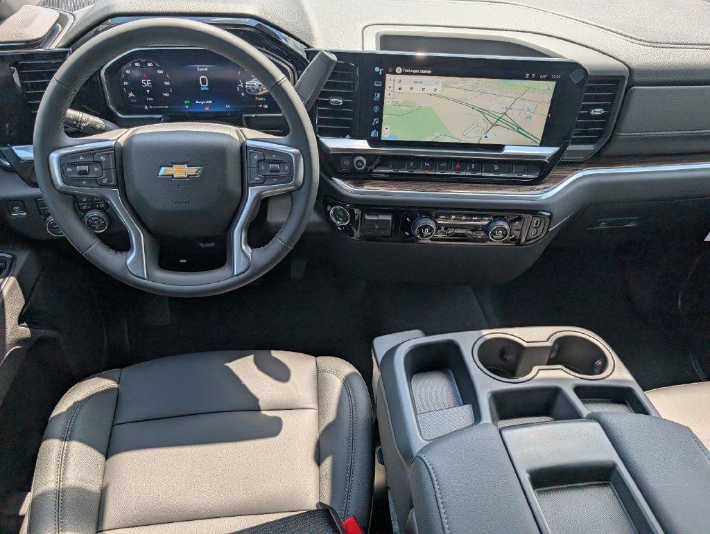 New 2026 Chevrolet Silverado 2500 LT w/ Z71 Chrome Sport Edition AWD/4WD image 27
