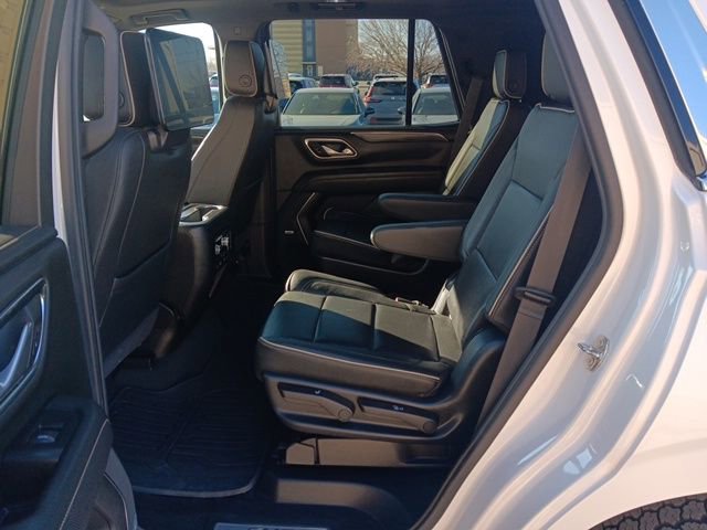 Used 2021 GMC Yukon SLT w/ SLT Premium Package image 30