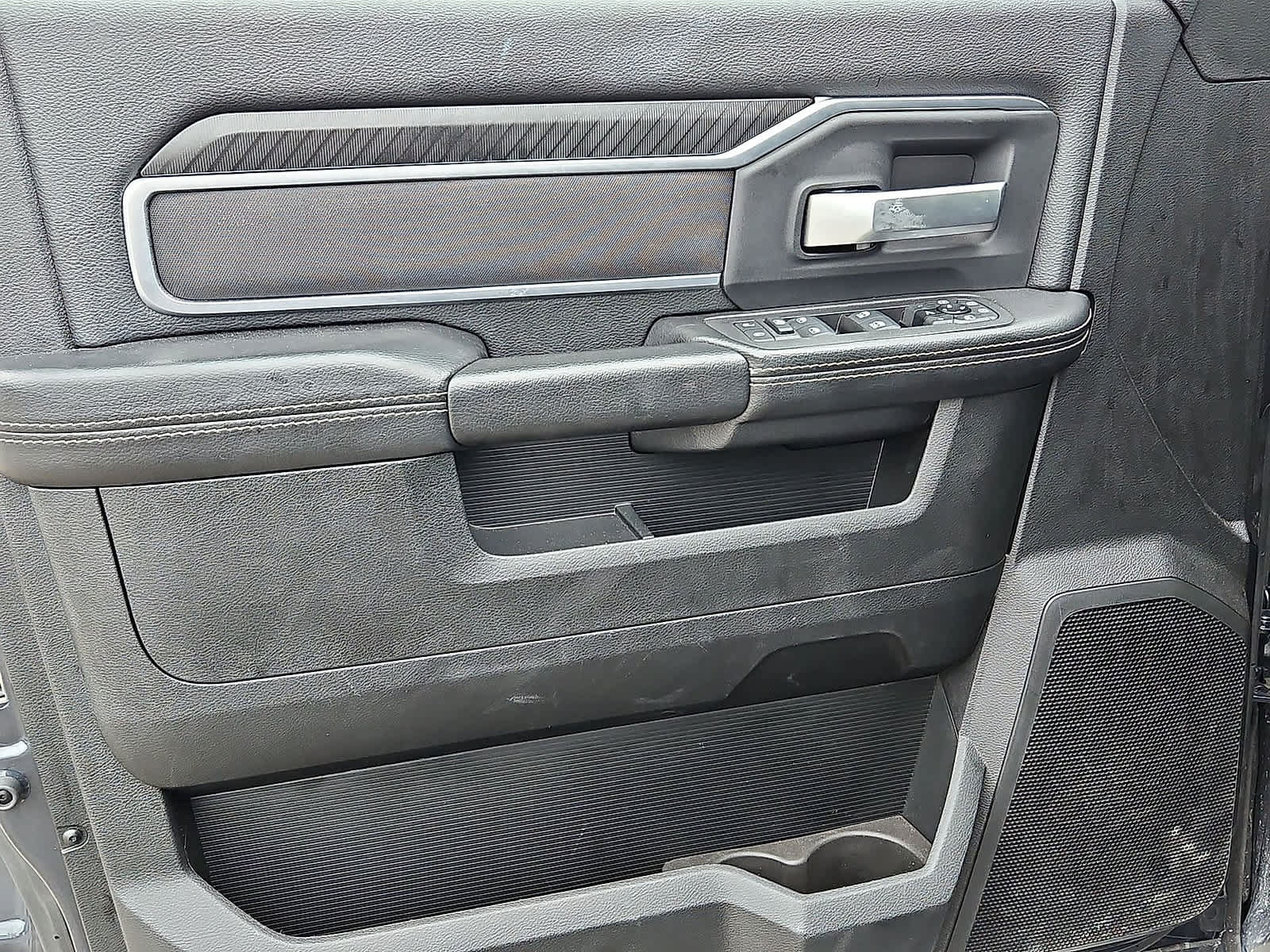 Used 2025 RAM 2500 Big Horn AWD/4WD image 28