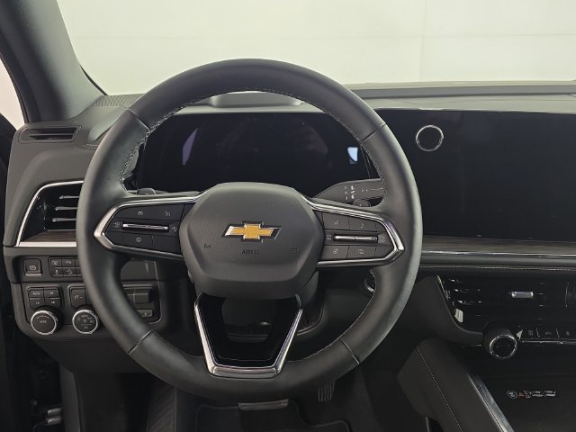 Used 2026 Chevrolet Suburban Premier w/ Sun And Tow Package AWD/4WD image 13