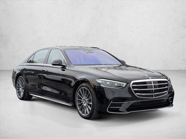 Used 2025 Mercedes-Benz S 580e 4MATIC Sedan video 3