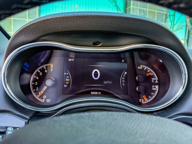 Used 2015 Jeep Grand Cherokee Altitude image 25