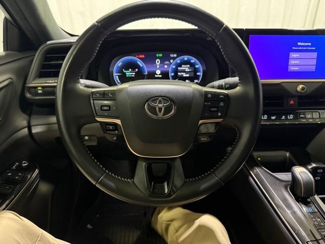 Certified 2024 Toyota Crown XLE image 15