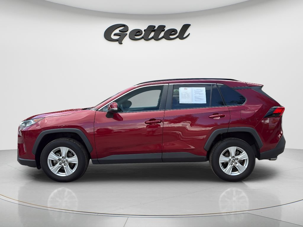Used 2021 Toyota RAV4 XLE FWD image 8