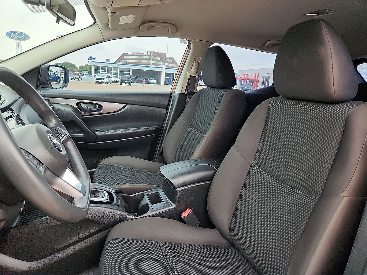 Used 2017 Nissan Rogue Sport S FWD image 7