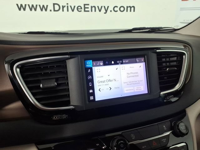 Used 2023 Chrysler Voyager LX FWD image 20