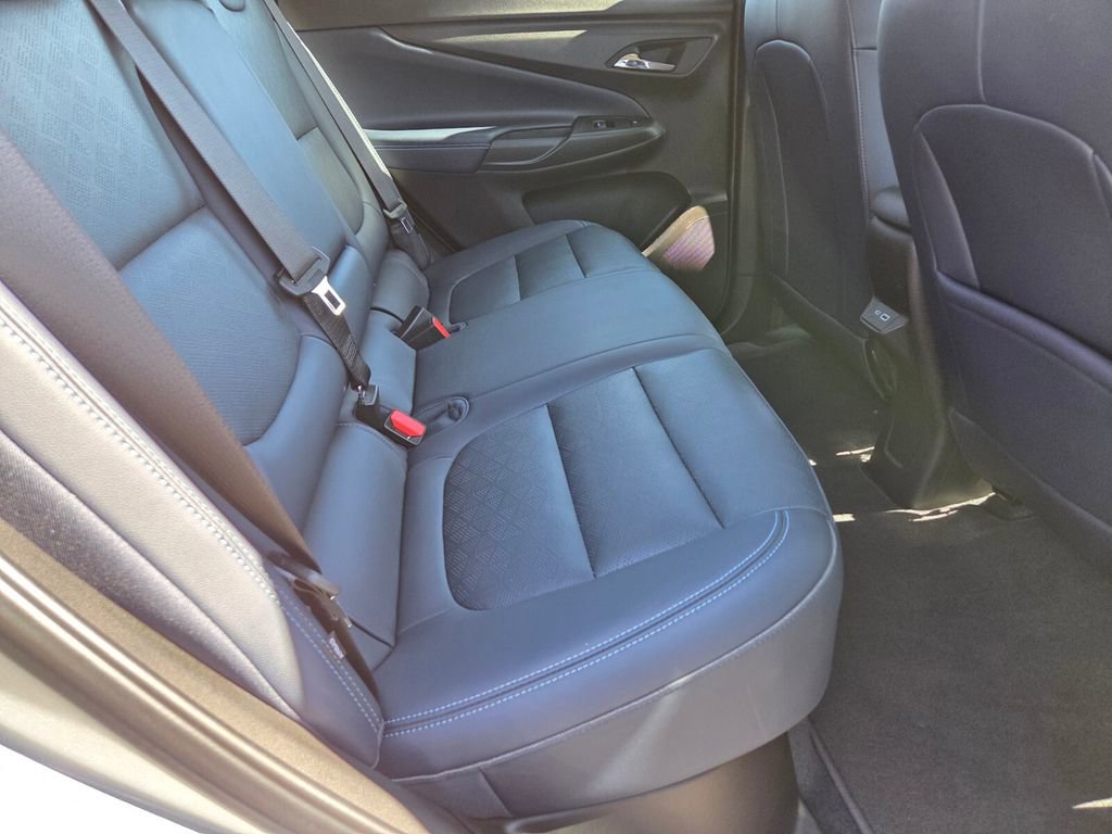 Used 2022 Chevrolet Bolt EUV Premier w/ Sun & Sound Package FWD image 20