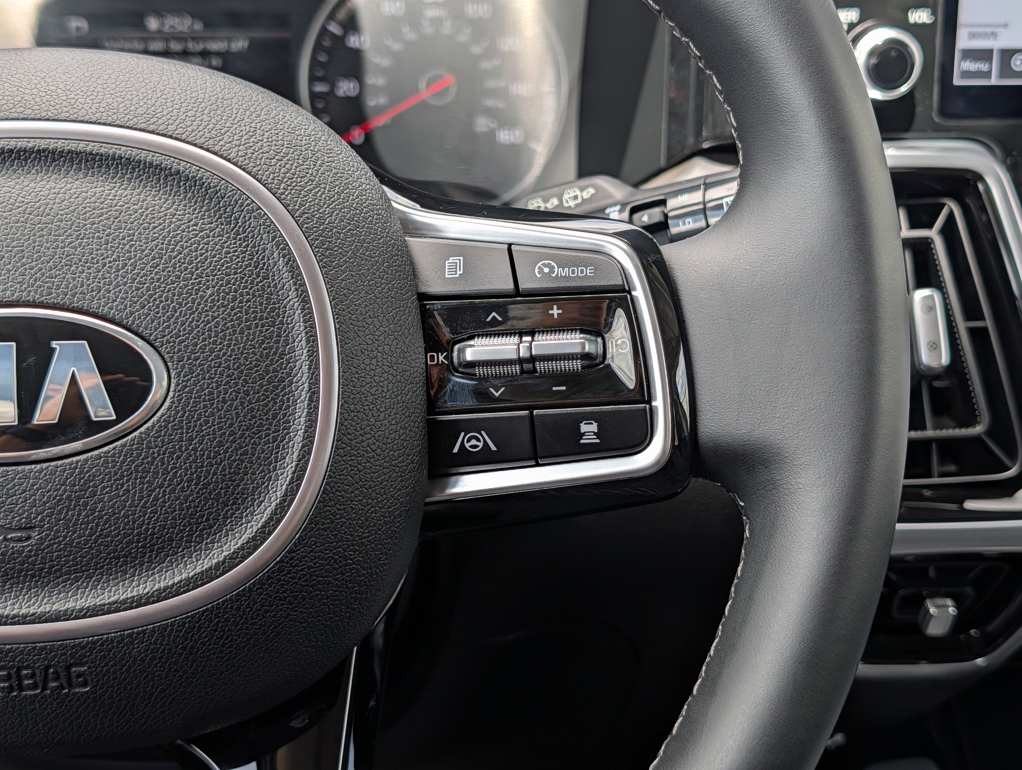 Used 2021 Kia Sorento SX image 28