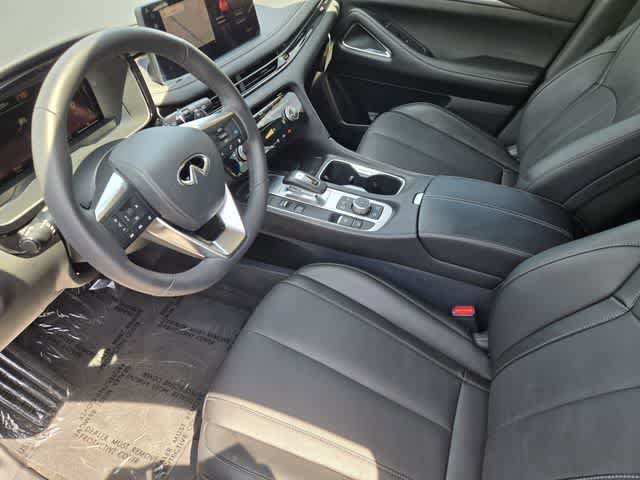Certified 2027 INFINITI QX60 Luxe w/ Cargo Package FWD image 11