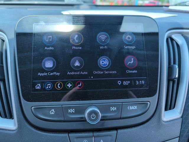 Used 2023 Chevrolet Malibu LT w/ Driver Confidence Package FWD image 3