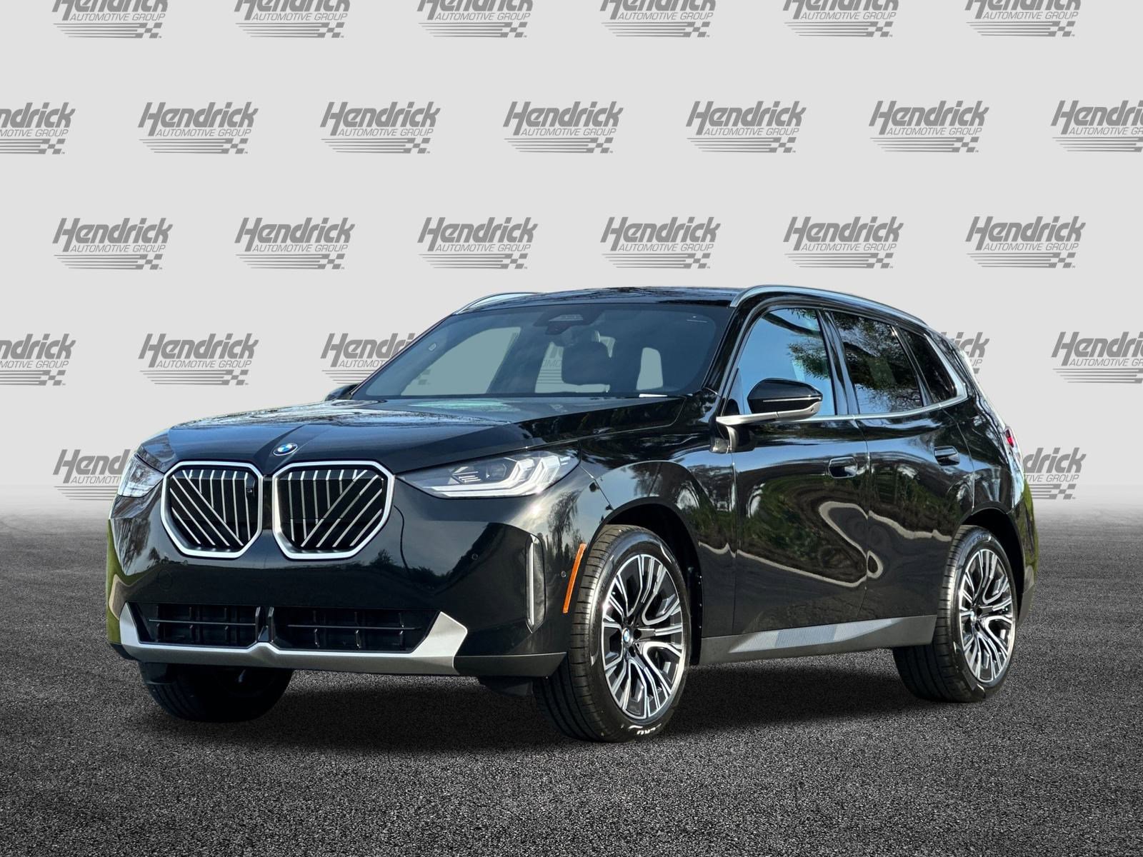 Used 2025 BMW X3 xDrive30i w/ Premium Package image 9