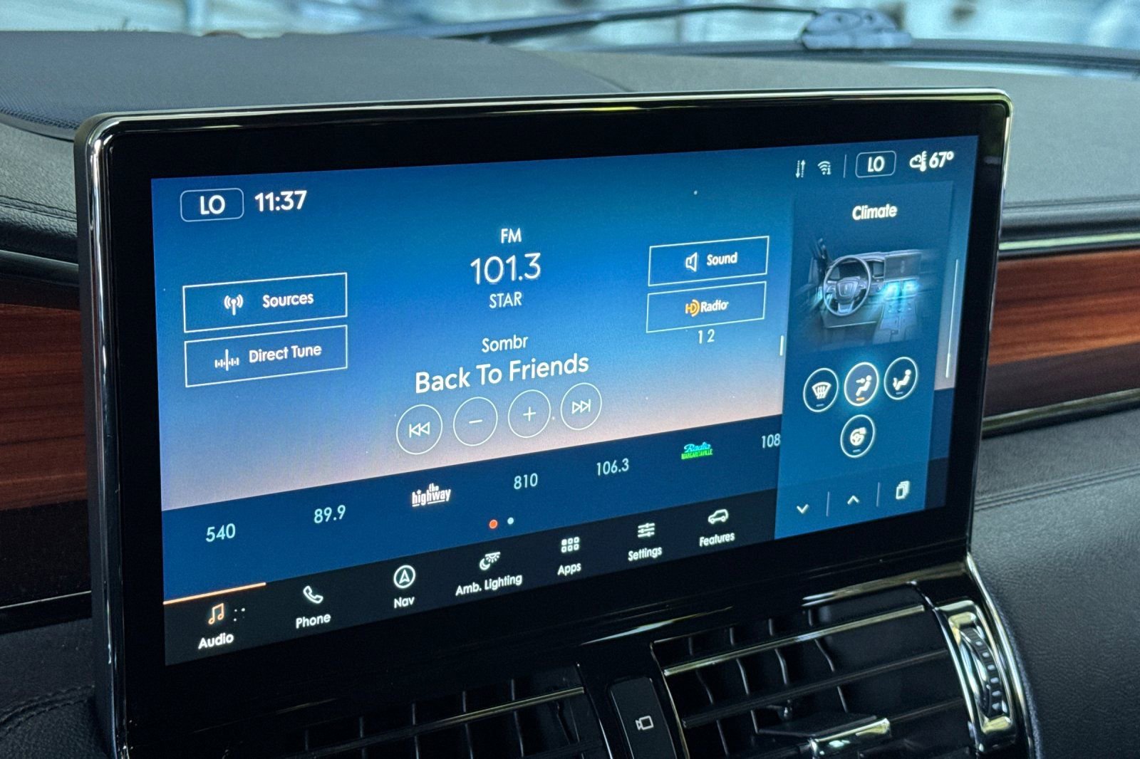 Used 2023 Lincoln Navigator L Reserve w/ Monochromatic Package image 17