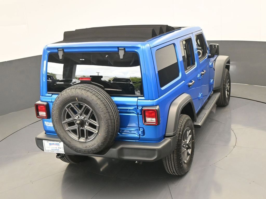 Used 2025 Jeep Wrangler Unlimited Sport AWD/4WD image 44