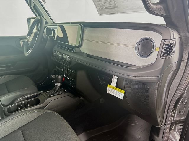 New 2026 Jeep Wrangler Unlimited Sahara image 32