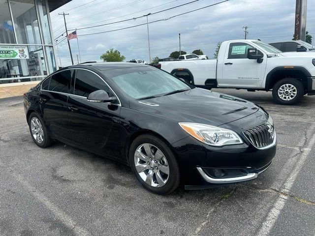 Used 2017 Buick Regal Premium w/ Driver Confidence Package #1