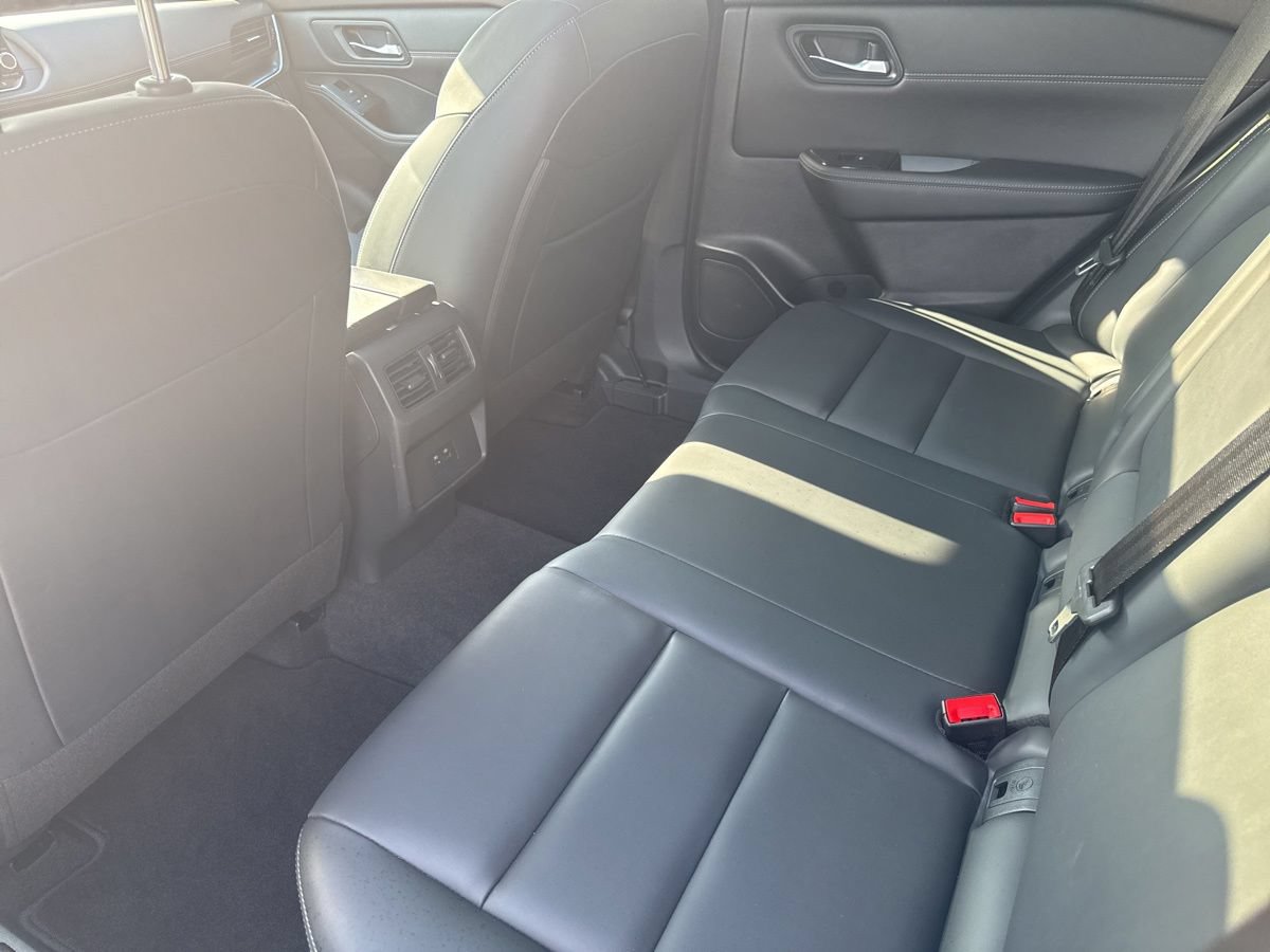 Used 2023 Nissan Rogue SV w/ SV Premium B Package AWD/4WD image 35