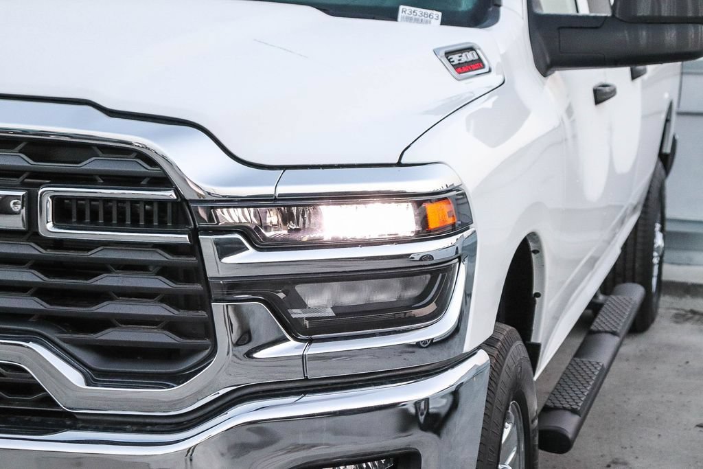 New 2026 RAM 3500 Tradesman AWD/4WD image 5