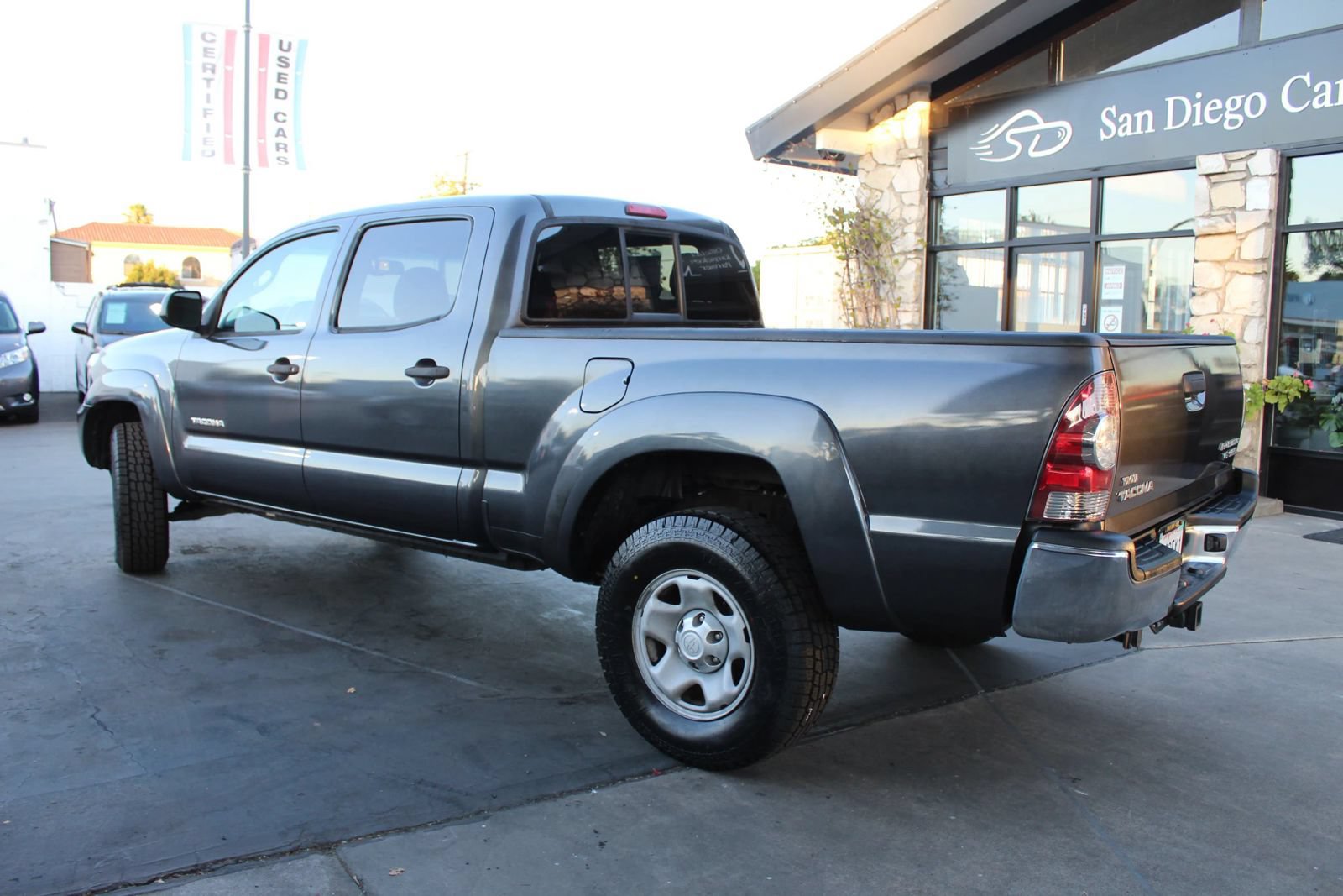 Used 2013 Toyota Tacoma PreRunner w/ SR5 Pkg RWD image 3