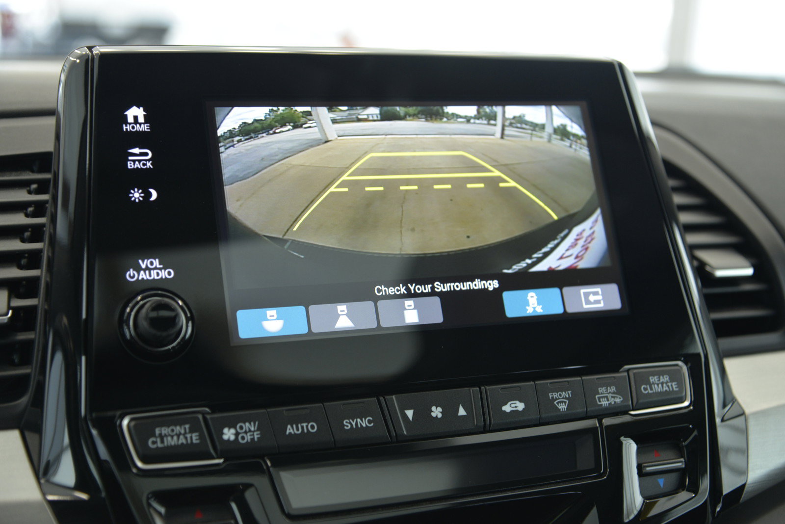 Used 2018 Honda Odyssey Touring image 19