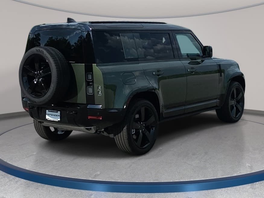 New 2026 Land Rover Defender 110 X-Dynamic SE AWD/4WD image 5
