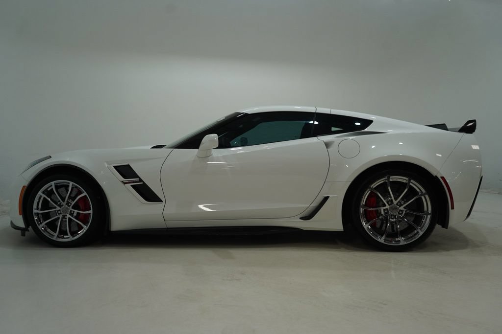 Used 2018 Chevrolet Corvette Grand Sport RWD image 14