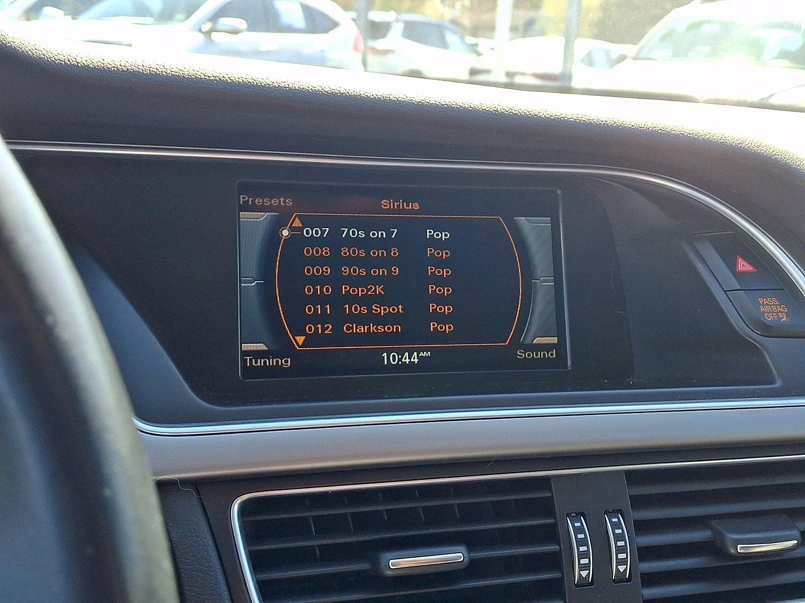 Used 2015 Audi A4 2.0T Premium image 17