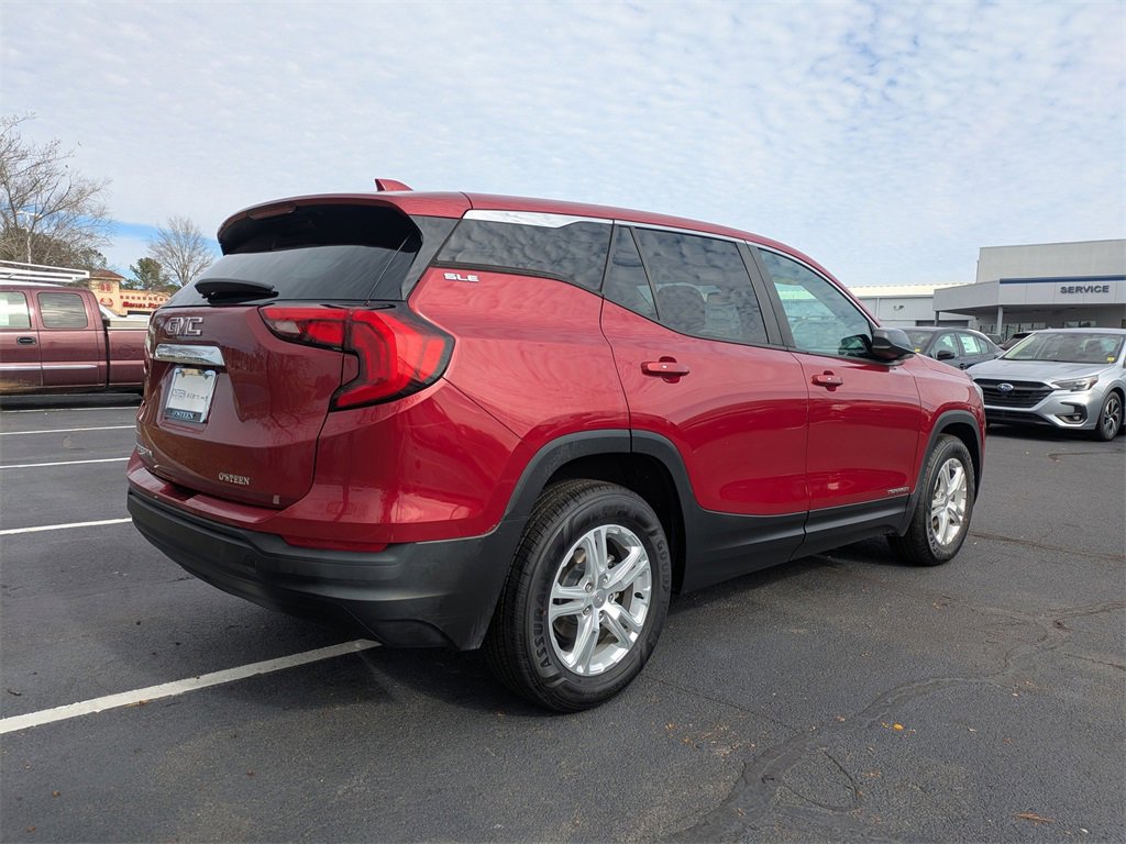 Used 2021 GMC Terrain SLE image 5