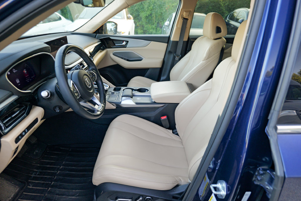 Used 2023 Acura MDX SH-AWD image 21