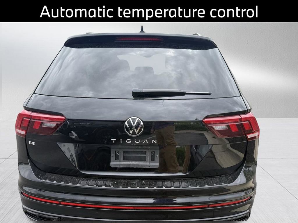 Used 2023 Volkswagen Tiguan SE R-Line FWD image 7