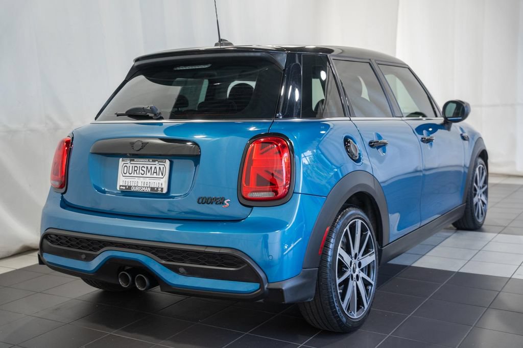 Used 2022 MINI Cooper S w/ Premium Package FWD image 4