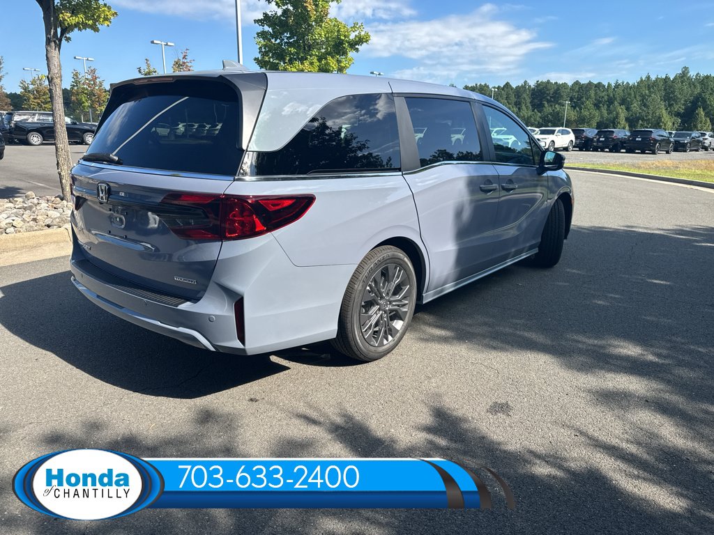 New 2027 Honda Odyssey Touring image 7
