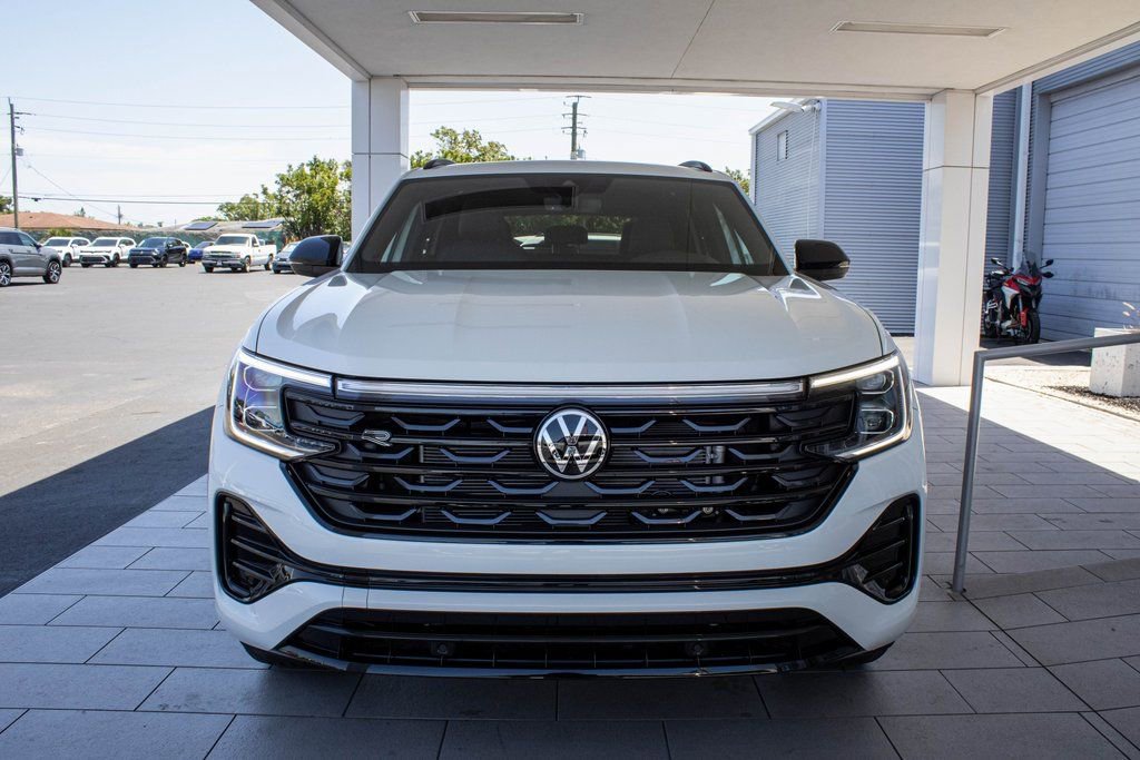 New 2025 Volkswagen Atlas Cross Sport SEL R-Line AWD/4WD image 8