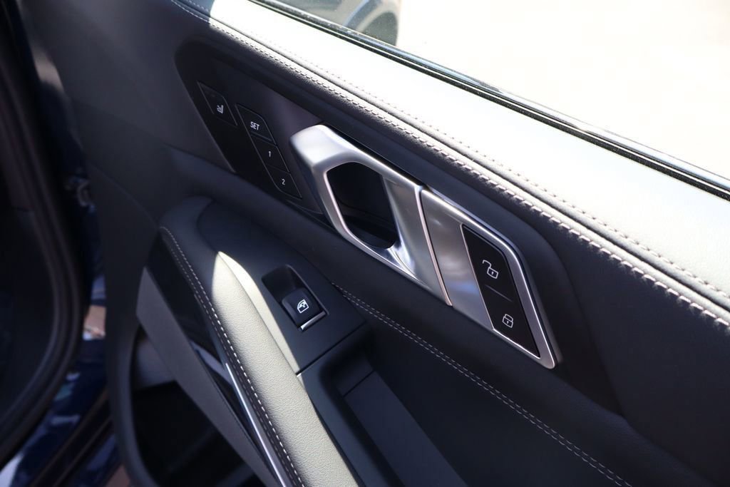 New 2026 BMW X5 xDrive50e image 40