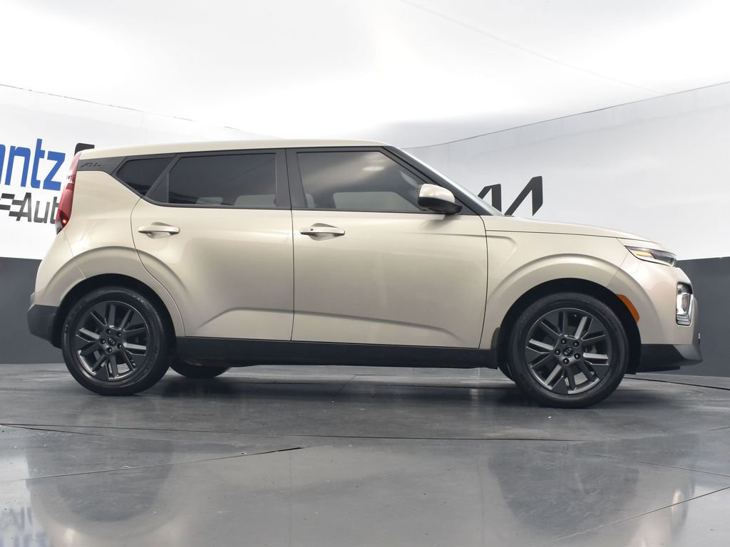 Used 2020 Kia Soul EX image 30