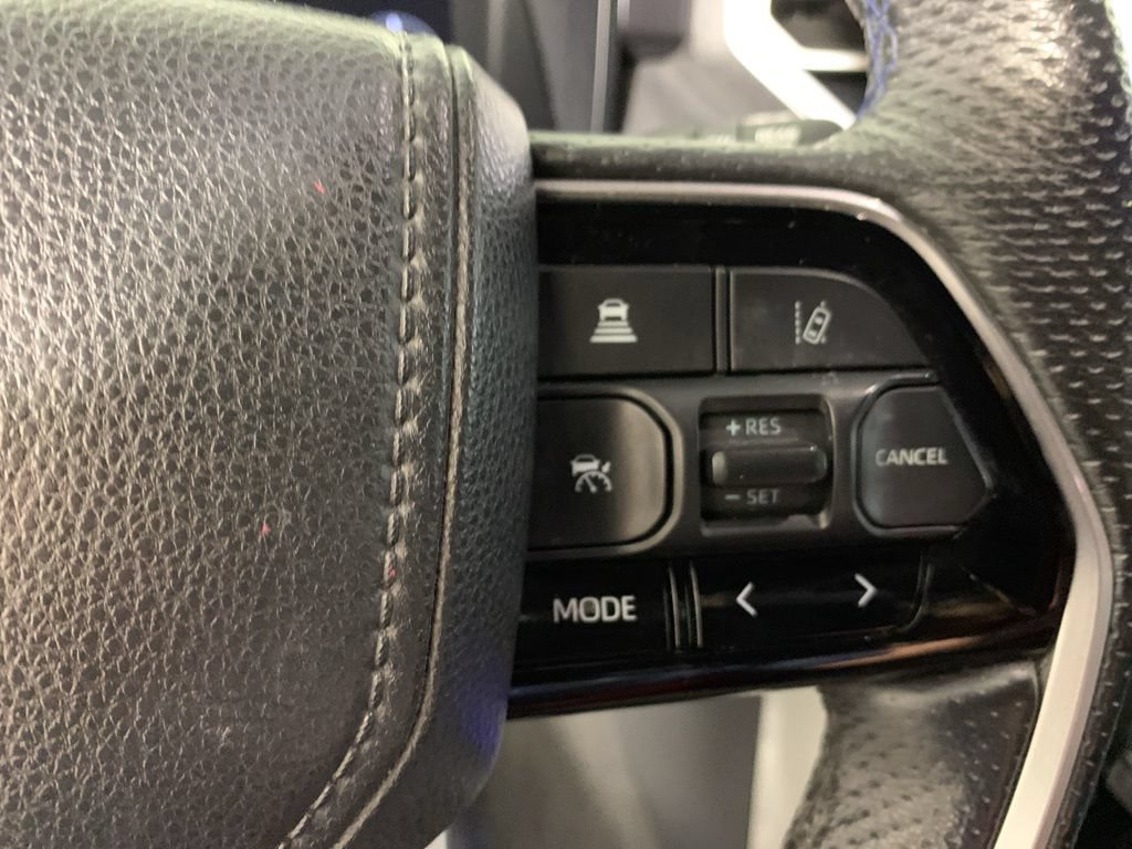 Used 2023 Toyota Sequoia Platinum AWD/4WD image 25