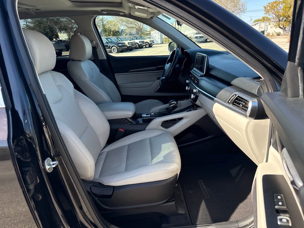 Used 2022 Kia Telluride S image 27
