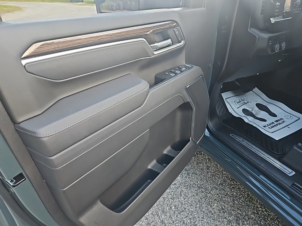 New 2026 Chevrolet Silverado 2500 LT w/ All Star Edition image 9