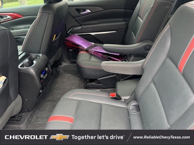 Certified 2024 Chevrolet Traverse RS w/ LPO, Floor Liner Package image 9