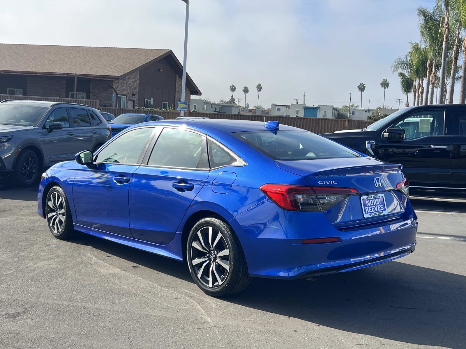 Certified 2023 Honda Civic EX image 3