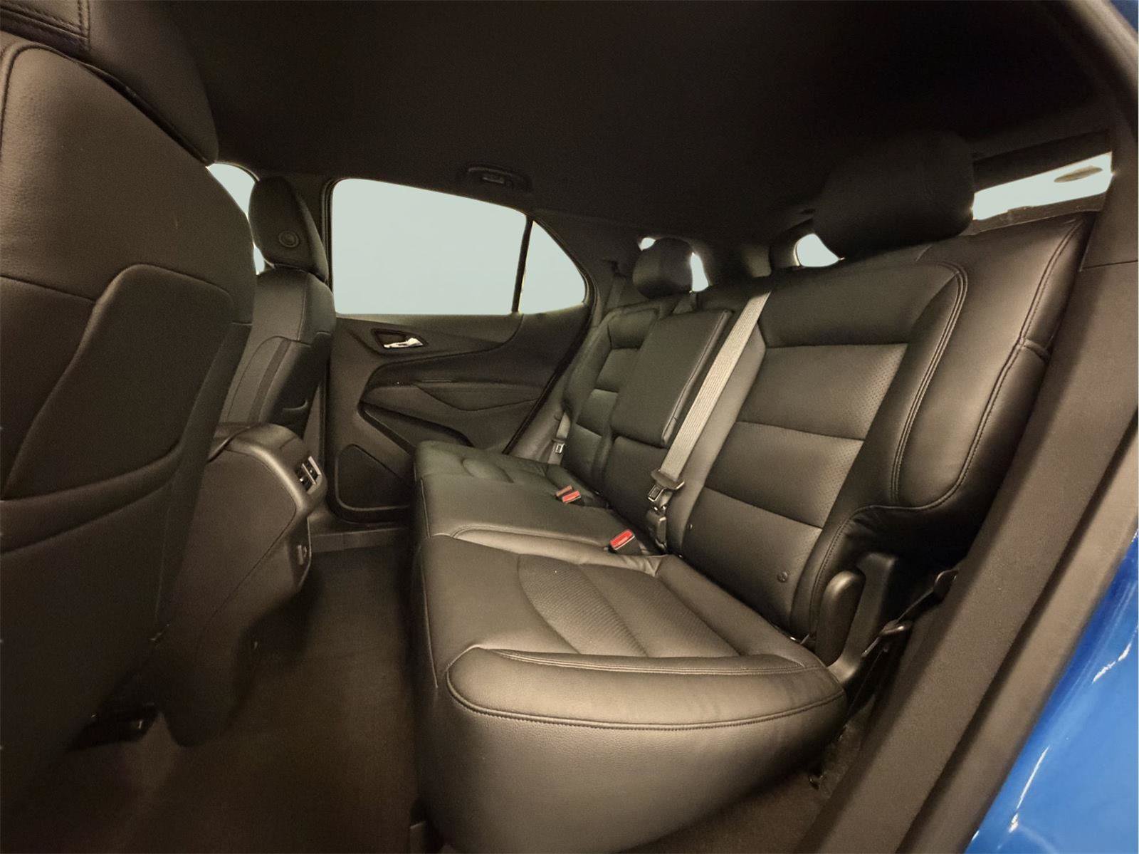 Used 2024 Chevrolet Equinox RS AWD/4WD image 34
