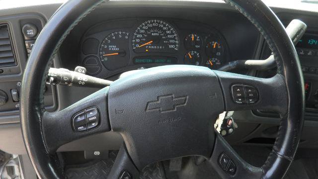 Used 2006 Chevrolet Silverado 1500 LT w/ Light Duty Power Package AWD/4WD image 28
