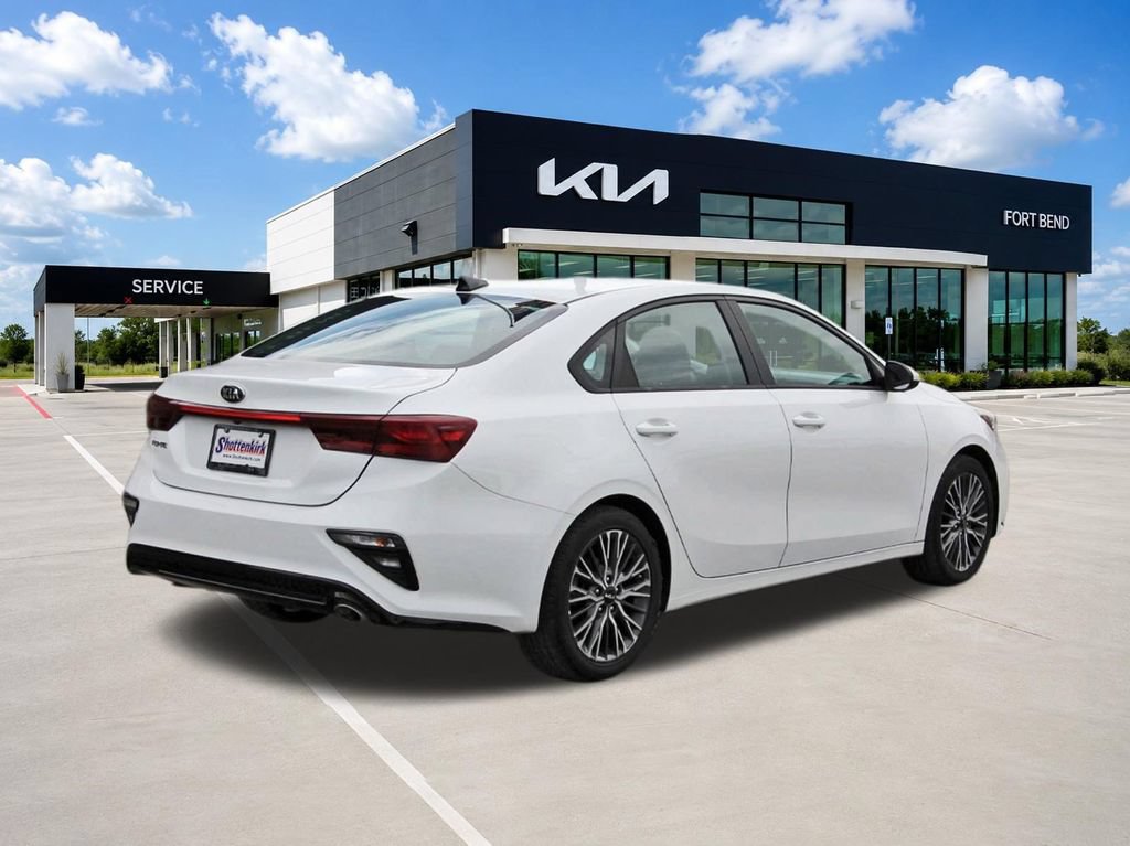 Used 2021 Kia Forte LXS FWD image 5