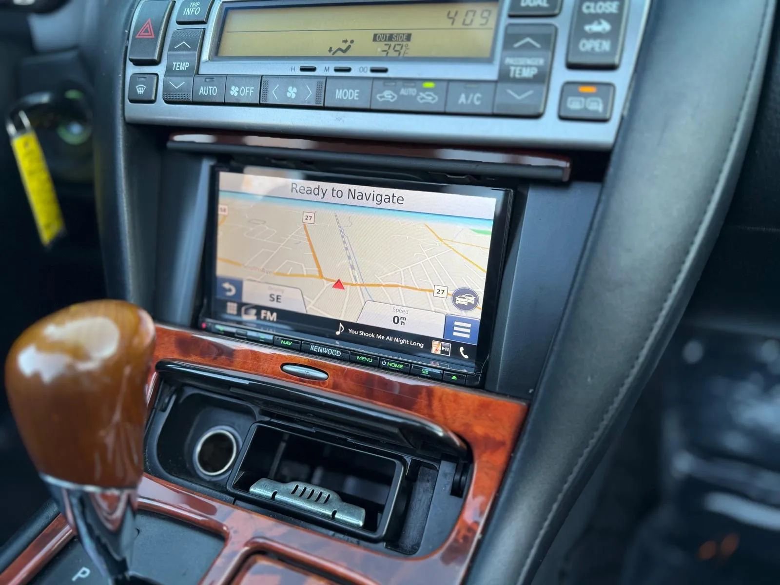 Used 2002 Lexus SC 430 Convertible image 16