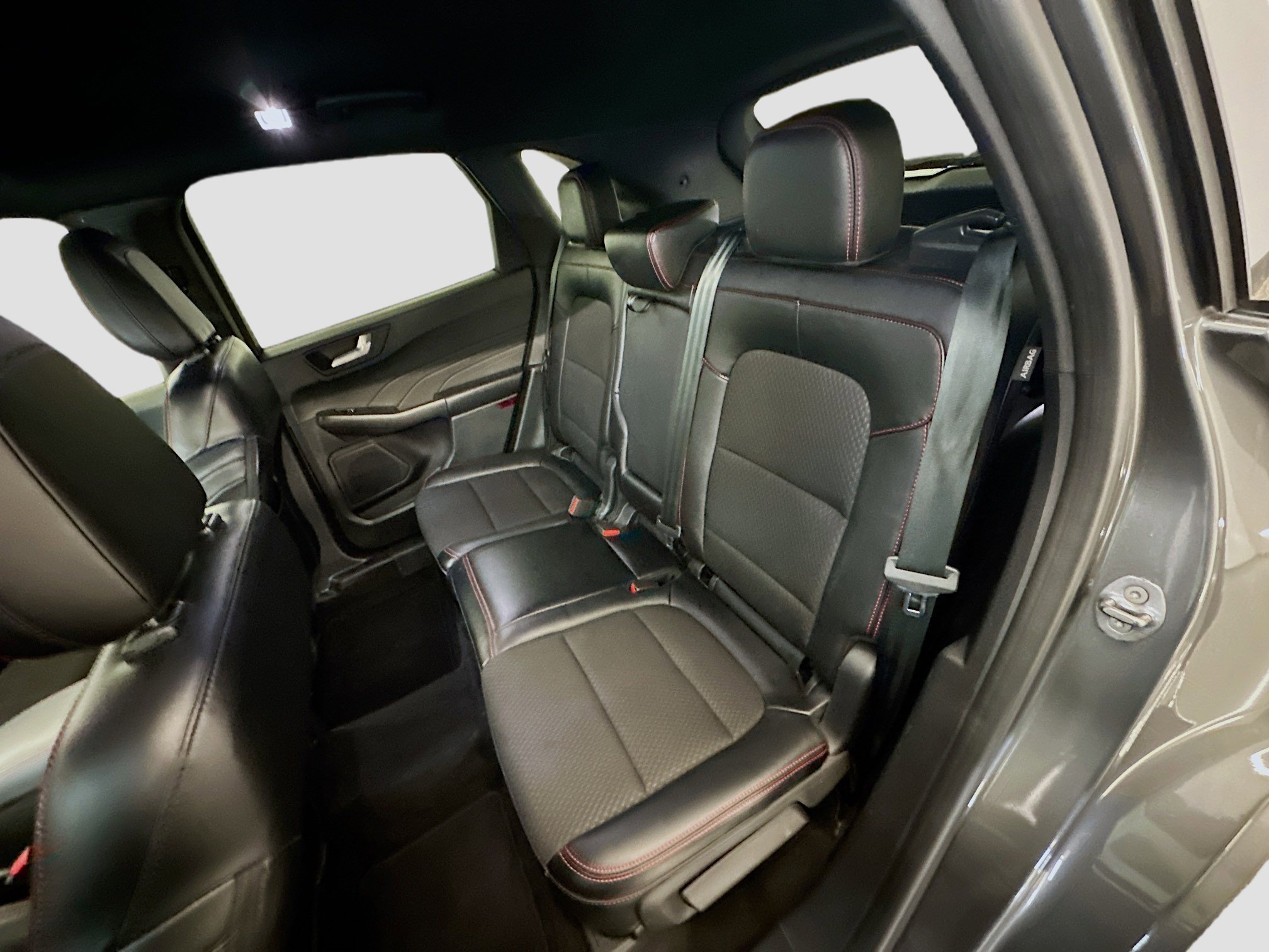 Used 2024 Ford Escape ST-Line image 28