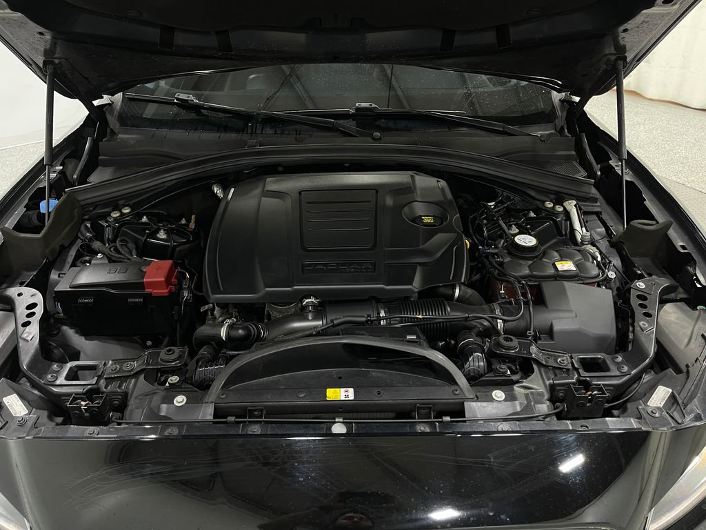 Used 2020 Jaguar F-PACE Prestige image 28