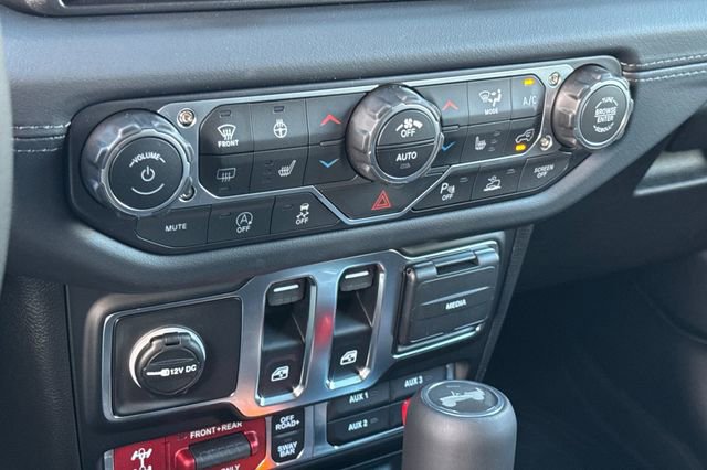 New 2026 Jeep Wrangler Rubicon w/ Safety Group image 21