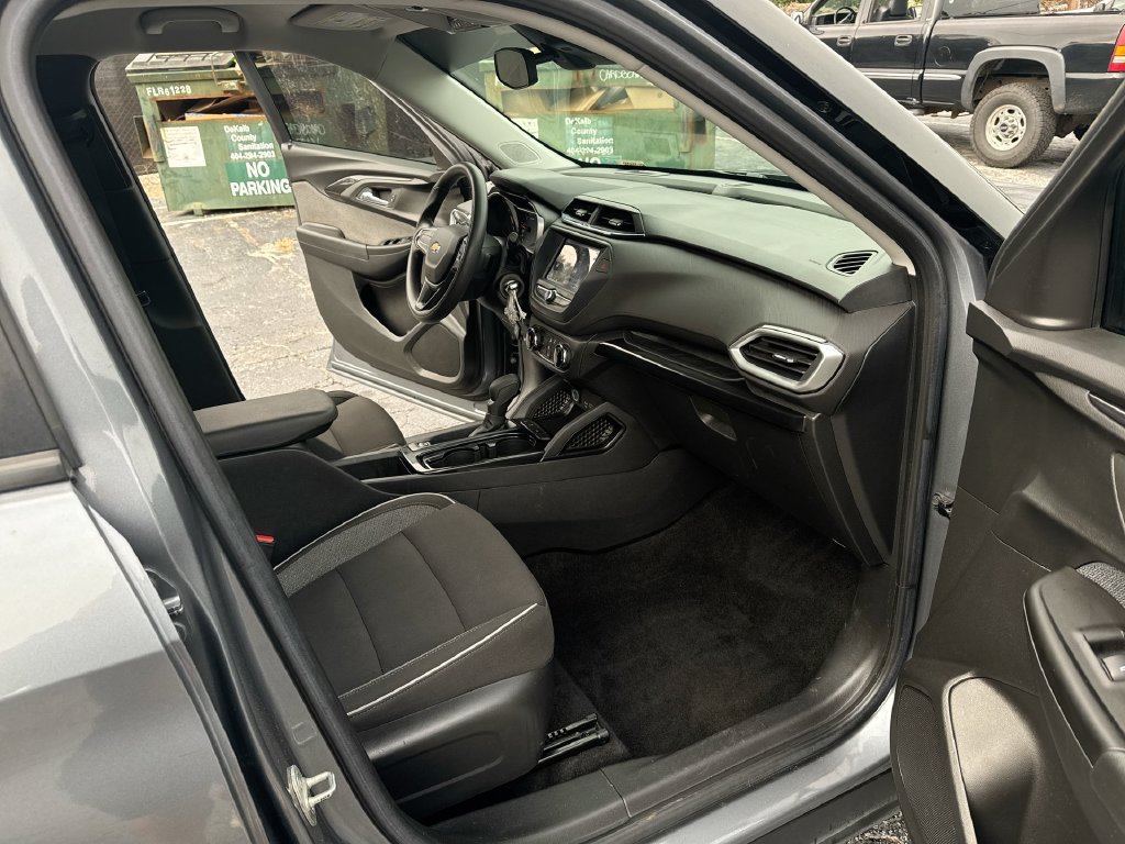 Used 2021 Chevrolet TrailBlazer LS FWD image 30