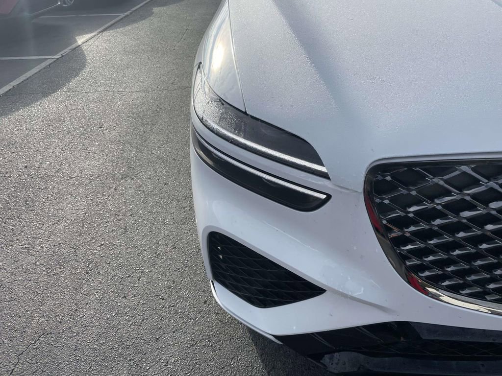 Used 2025 Genesis GV70 3.5T Sport w/ Sport Advanced Package image 17